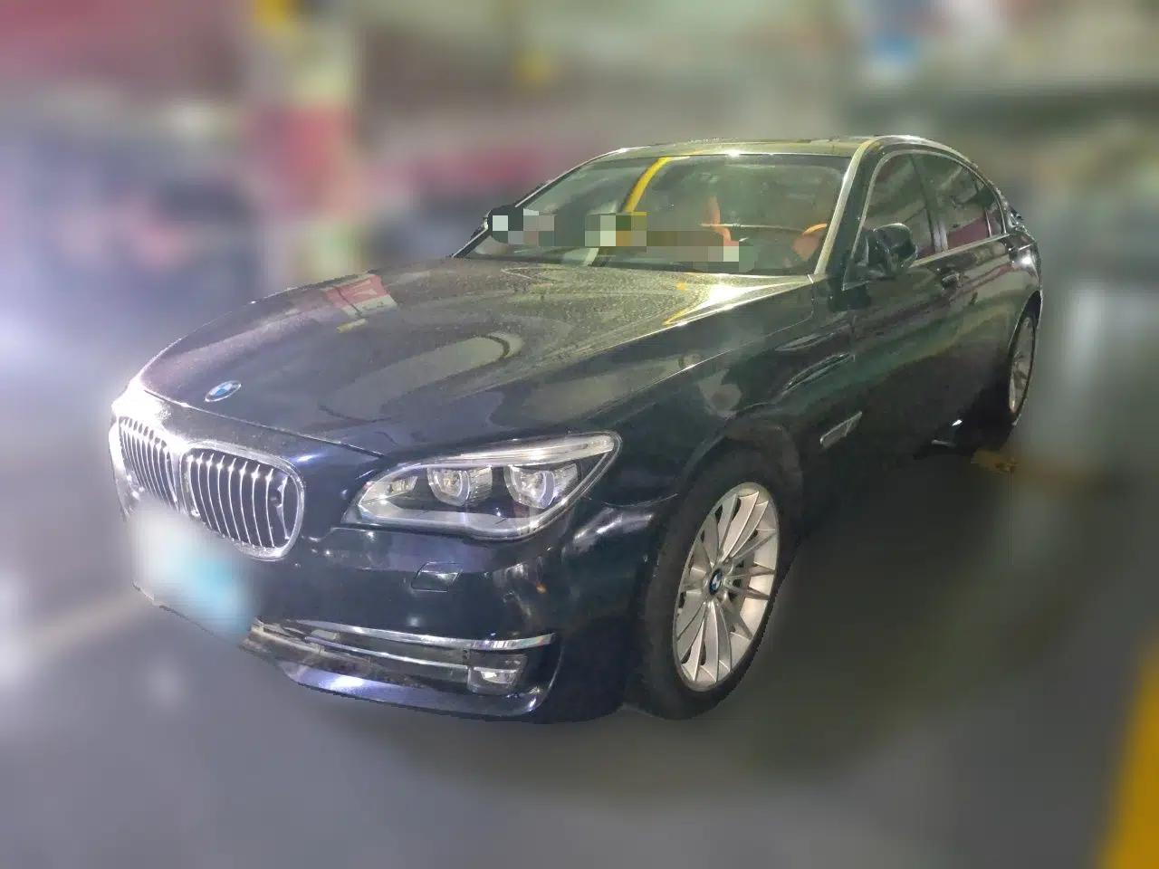 Used BMW 7 Series 2013 740Li Luxury Model — миниатюра 1