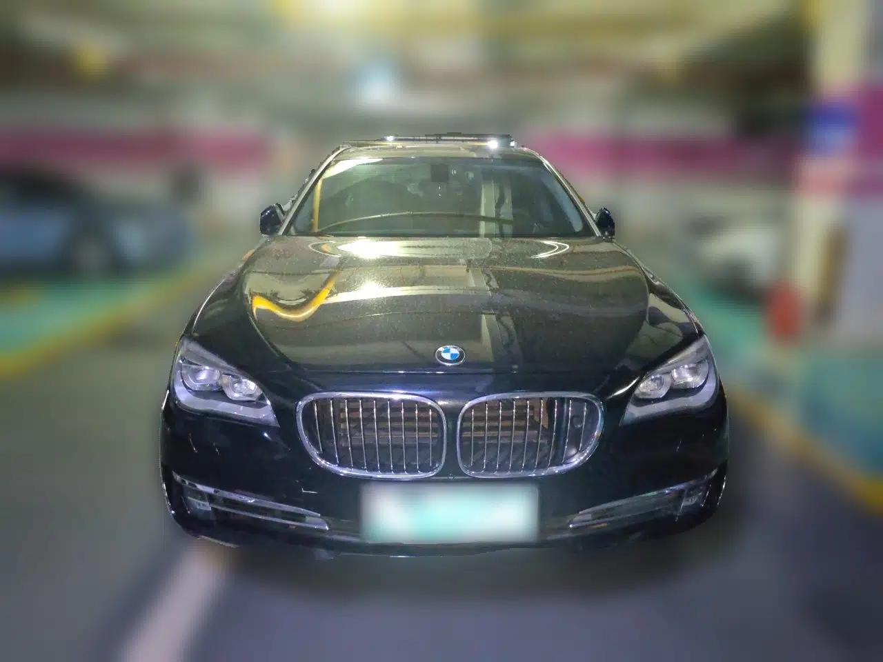 Used BMW 7 Series 2013 740Li Luxury Model — миниатюра 2