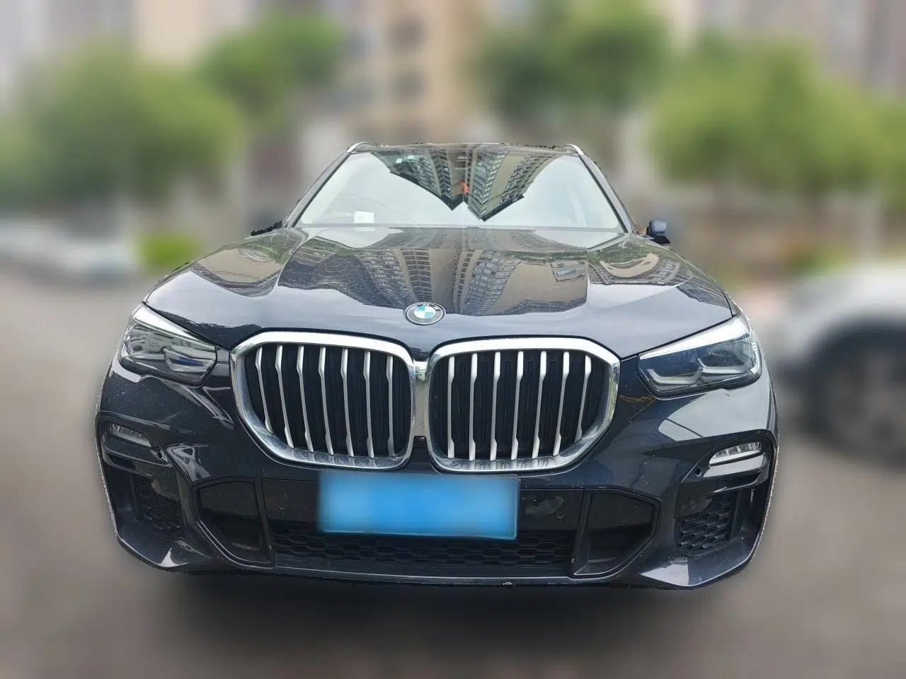 Used BMW X5 2021 xDrive30i M Sport Package — миниатюра 2