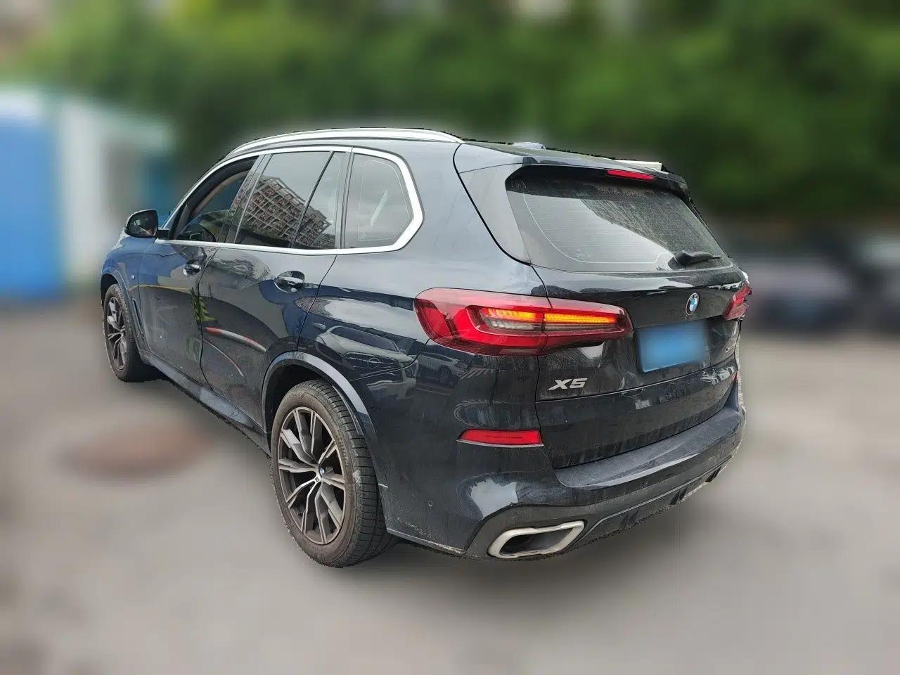 Used BMW X5 2021 xDrive30i M Sport Package — миниатюра 4