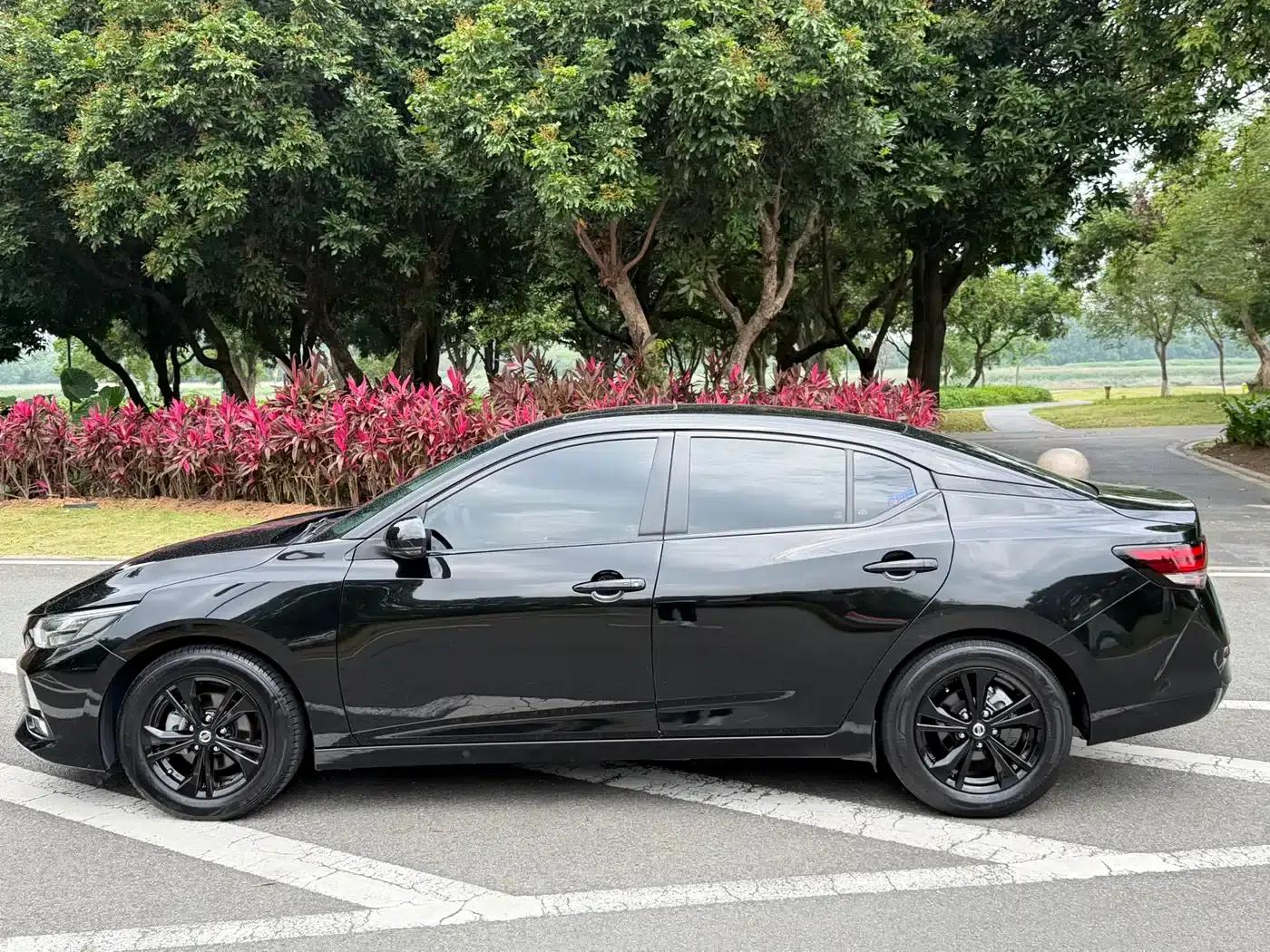 Nissan Sylphy 2021 1.6L XL CVT Enjoy Edition — миниатюра 3
