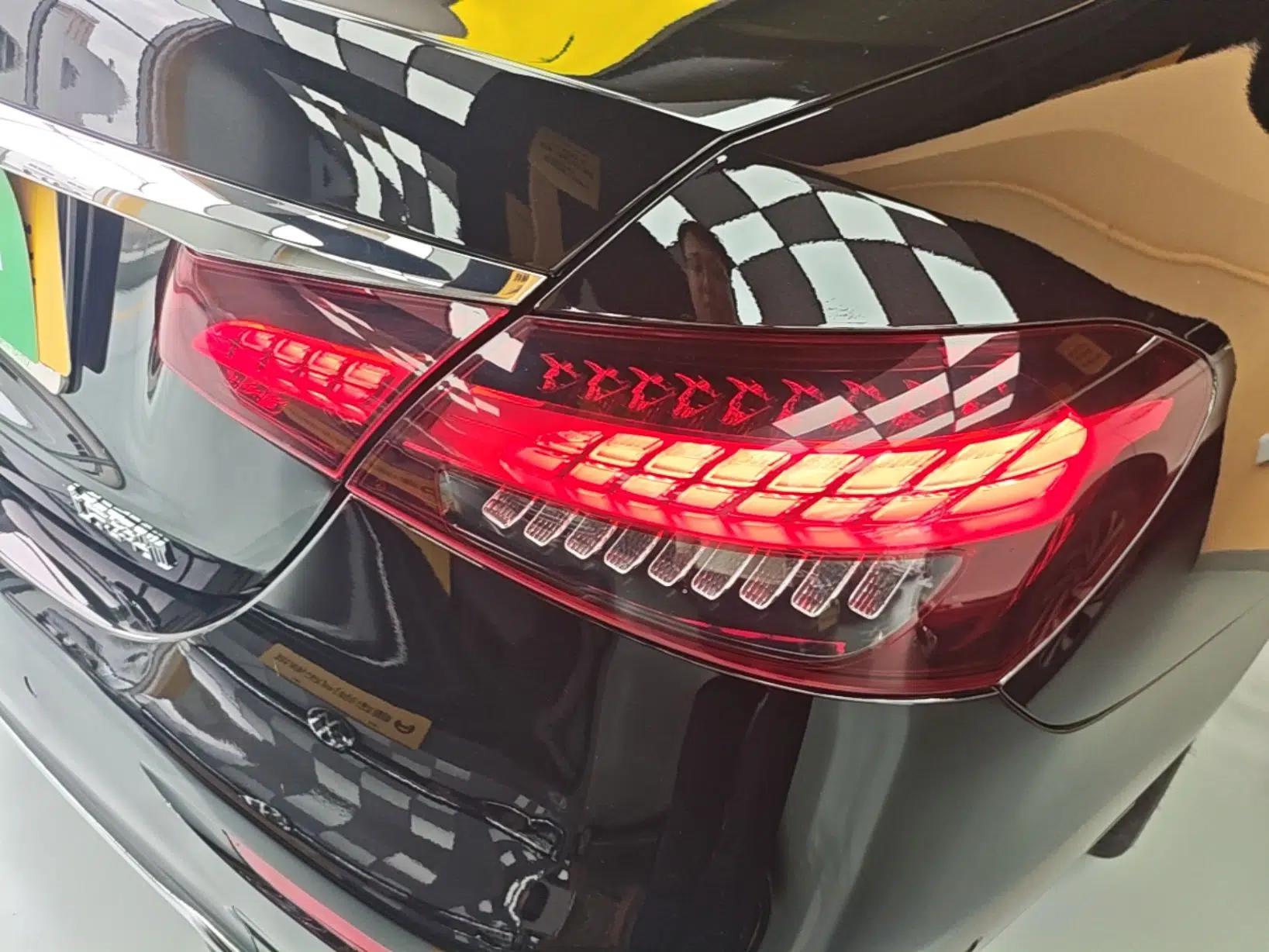 Used Mercedes-Benz E-Class 2022 Second Facelift E 300 L Luxury Edition — миниатюра 9