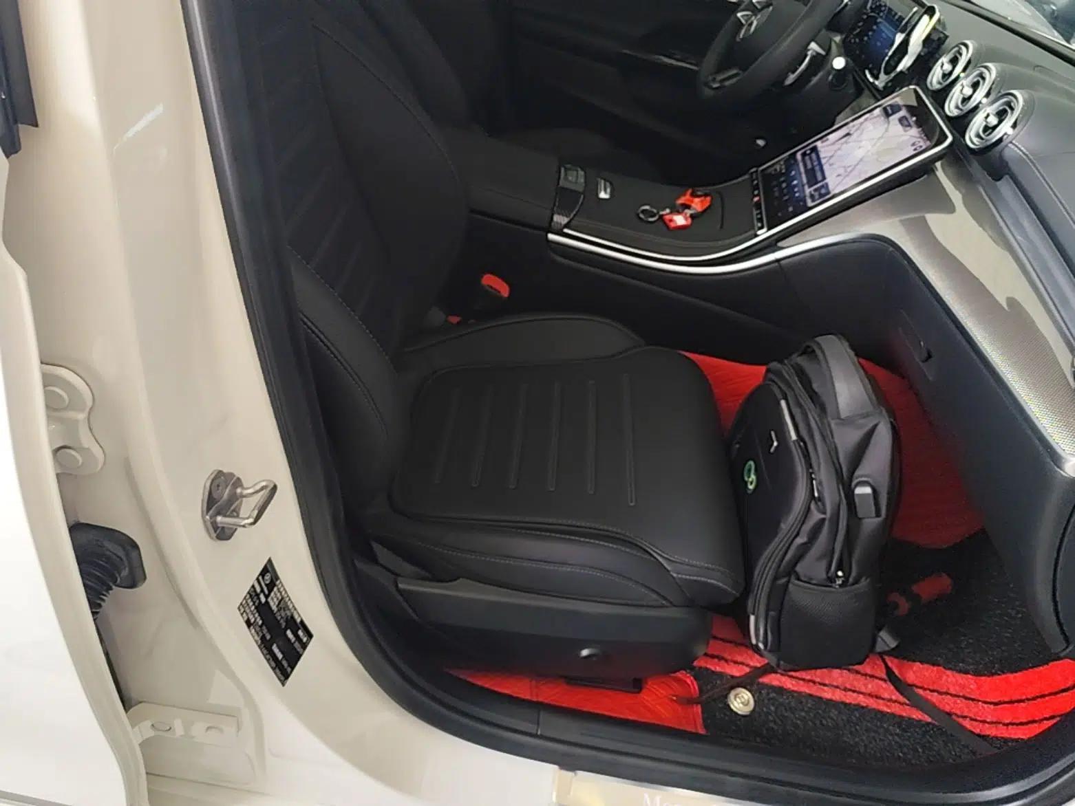 Used Mercedes-Benz C-Class 2023 Second Facelift C 260 L Starry Night Sports Edition — миниатюра 19