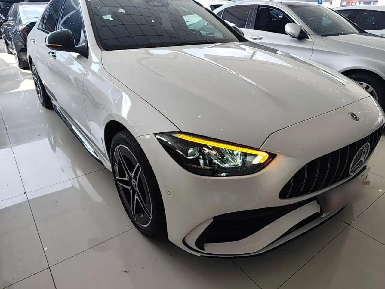 Used Mercedes-Benz C-Class 2023 Second Facelift C 260 L Starry Night Sports Edition — миниатюра 3