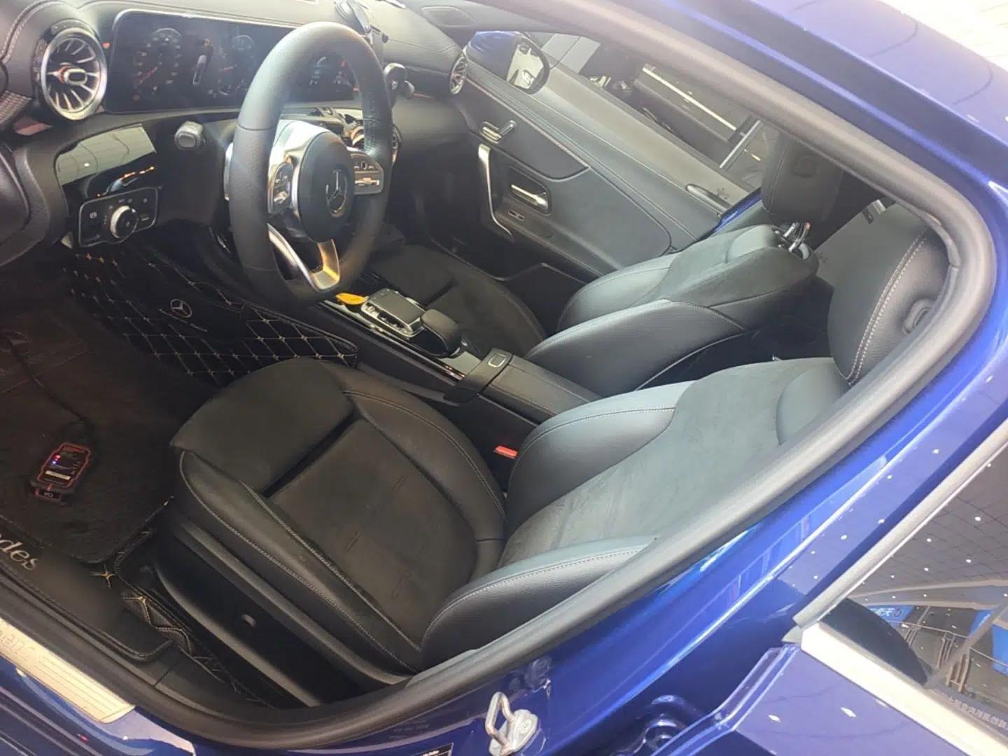 Used Mercedes-Benz A-Class 2020 A 200 L Sport Sedan — миниатюра 17