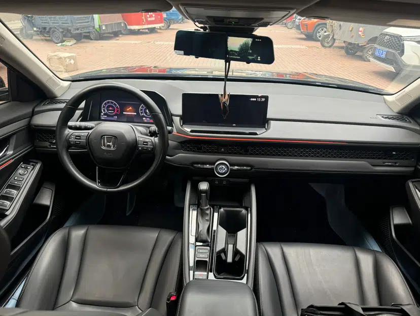 Used Honda Accord 2024 260TURBO Luxury Edition — миниатюра 8
