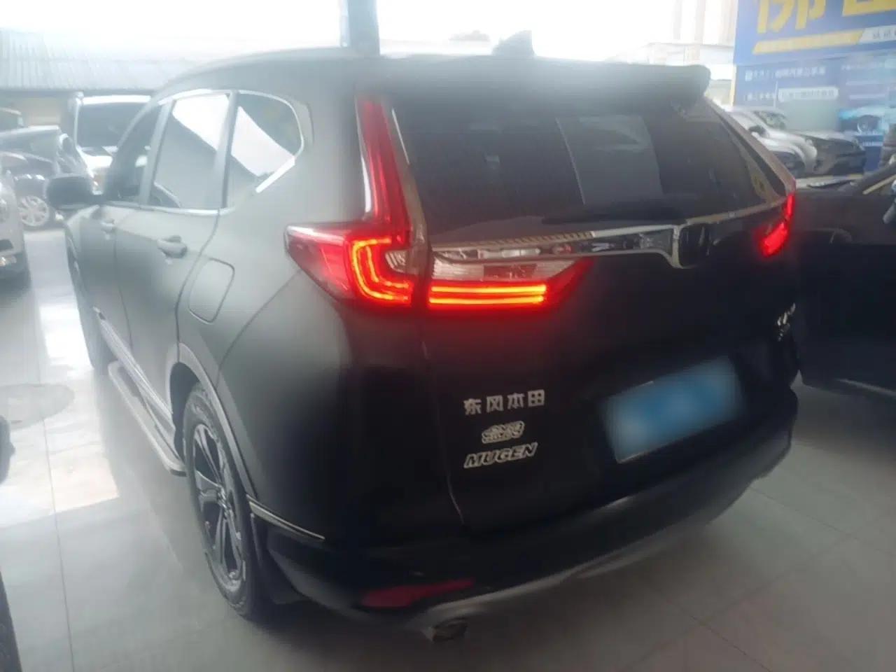 Used Honda CR-V 2017 240TURBO CVT Front-Wheel Drive Fashion Edition — миниатюра 4