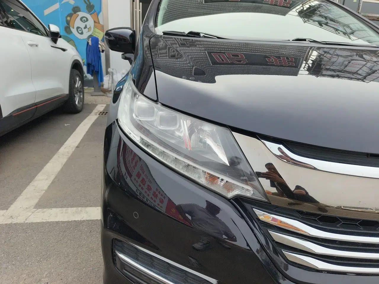Used Honda Odyssey 2018 2.4L Smart Edition — миниатюра 7