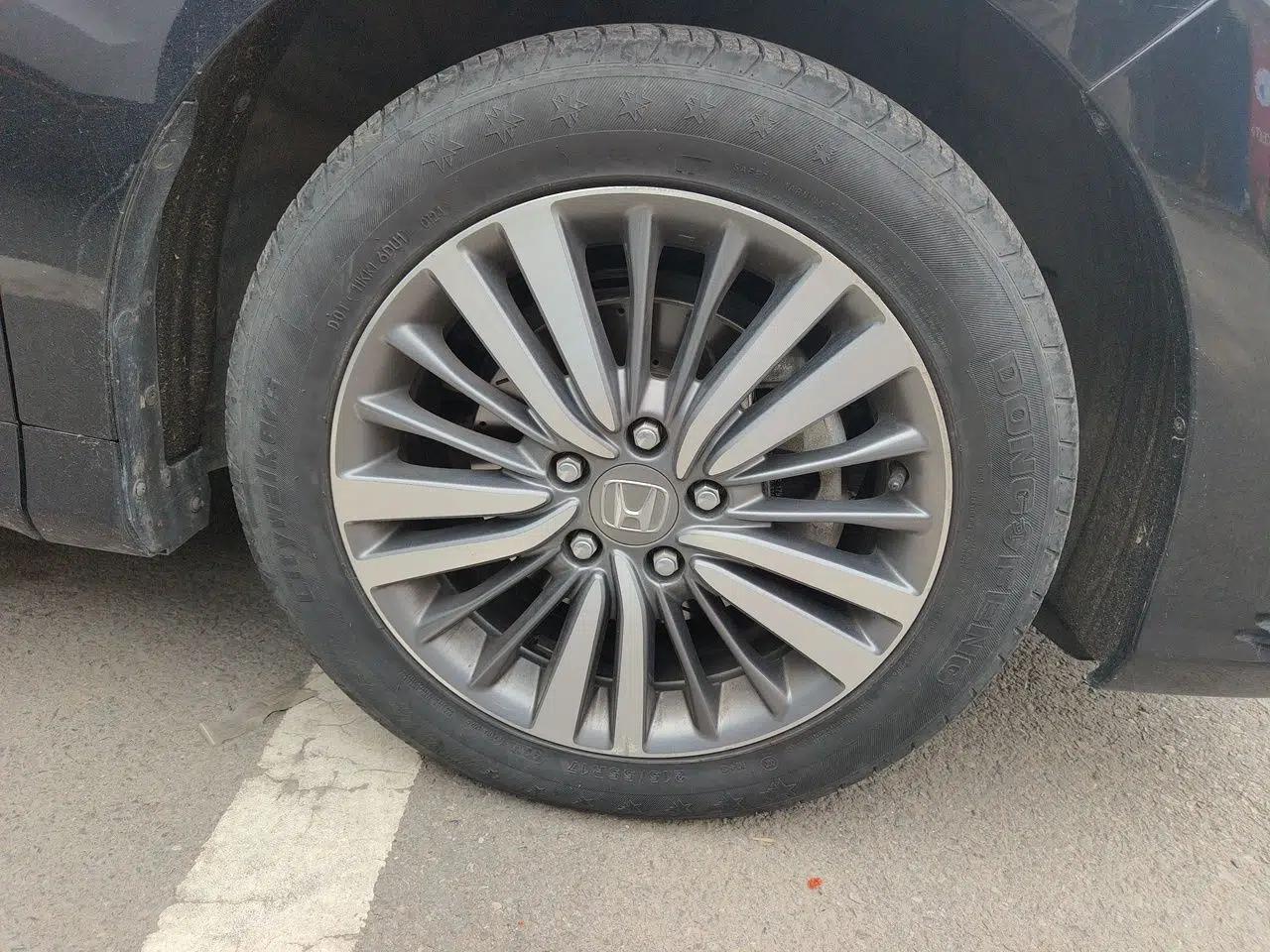 Used Honda Odyssey 2018 2.4L Smart Edition — миниатюра 8