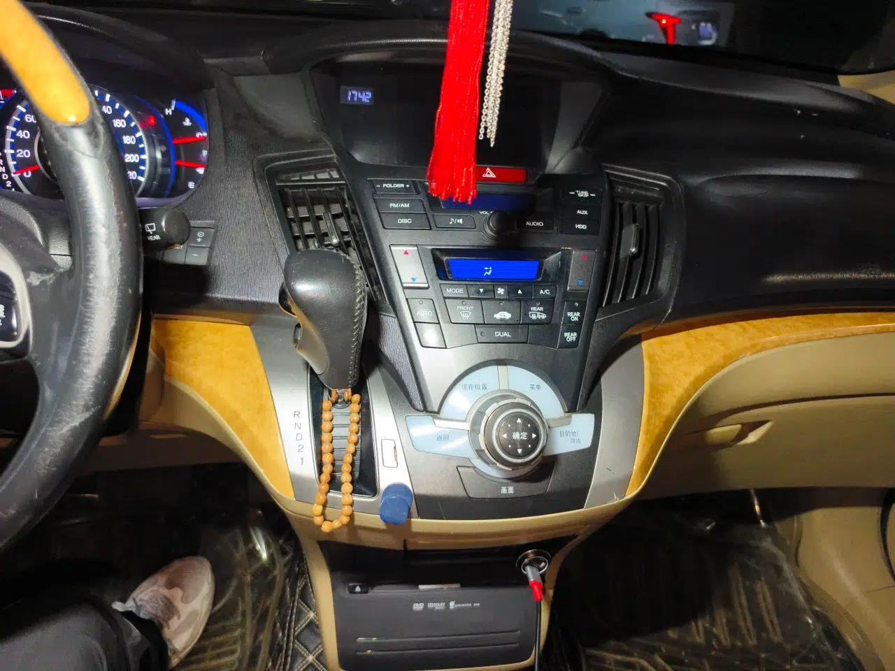 Used Honda Odyssey 2009 2.4L Luxury Edition — миниатюра 13