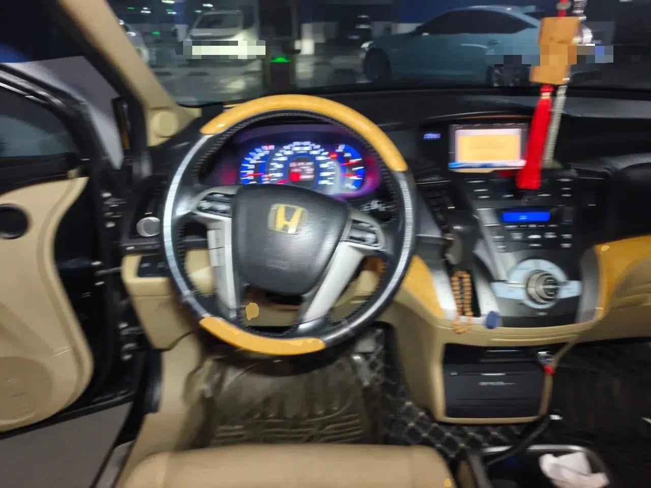 Used Honda Odyssey 2009 2.4L Luxury Edition — миниатюра 10