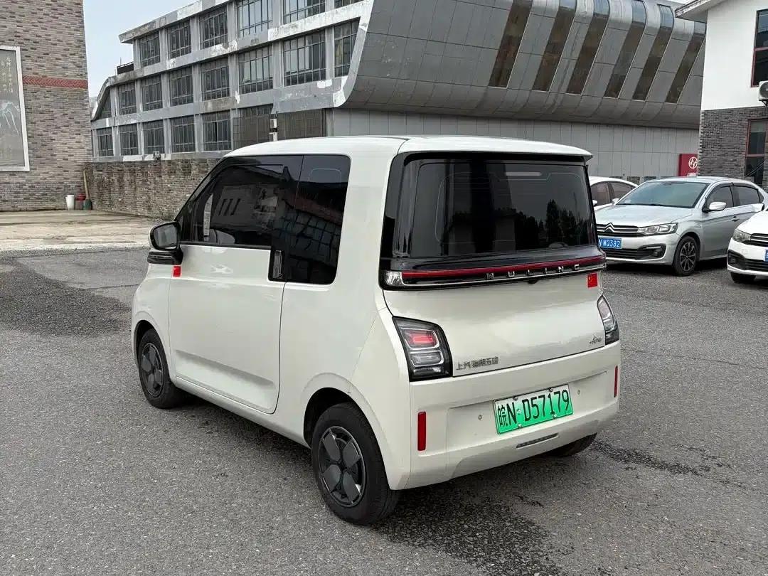 Wuling Air ev Clear Sky 2023 Model, Four-Seat Standard Edition — миниатюра 7