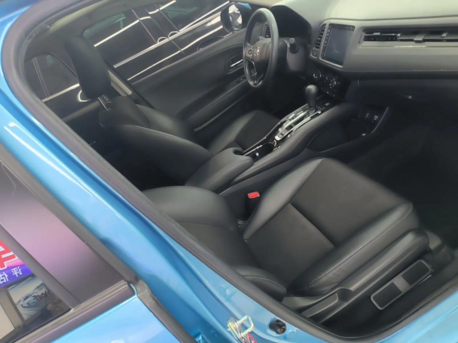 Used Honda Vezel 2020 1.5L CVT Luxury Edition — миниатюра 19