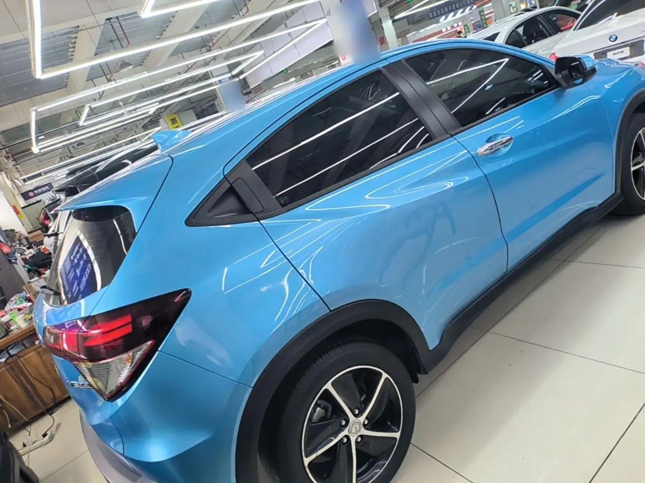Used Honda Vezel 2020 1.5L CVT Luxury Edition — миниатюра 6