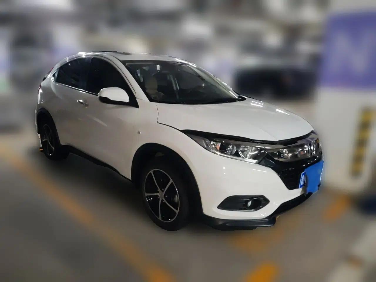 Used Honda Vezel 2020 1.5L CVT Pioneer Edition — миниатюра 3
