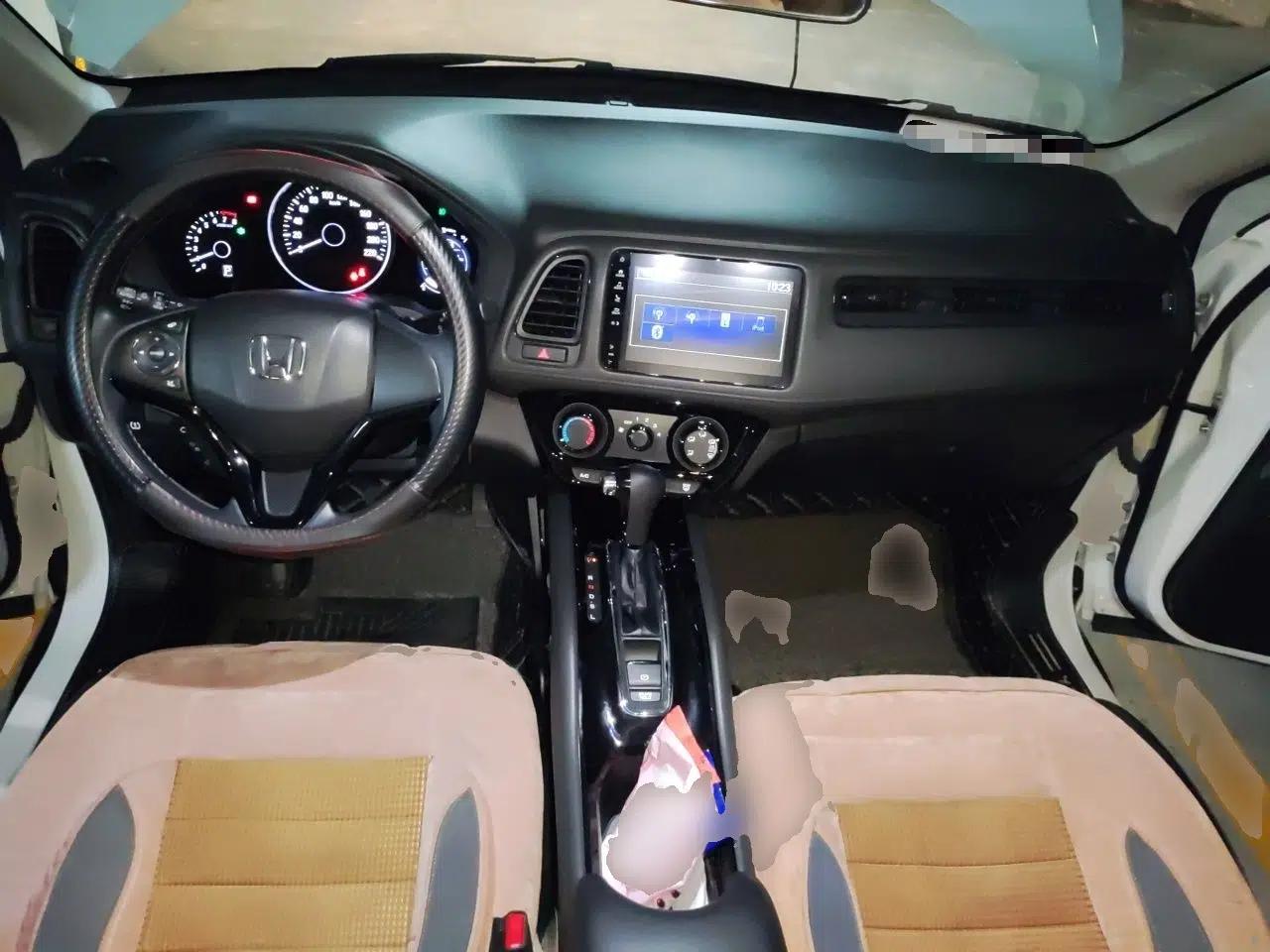 Used Honda Vezel 2020 1.5L CVT Pioneer Edition — миниатюра 9