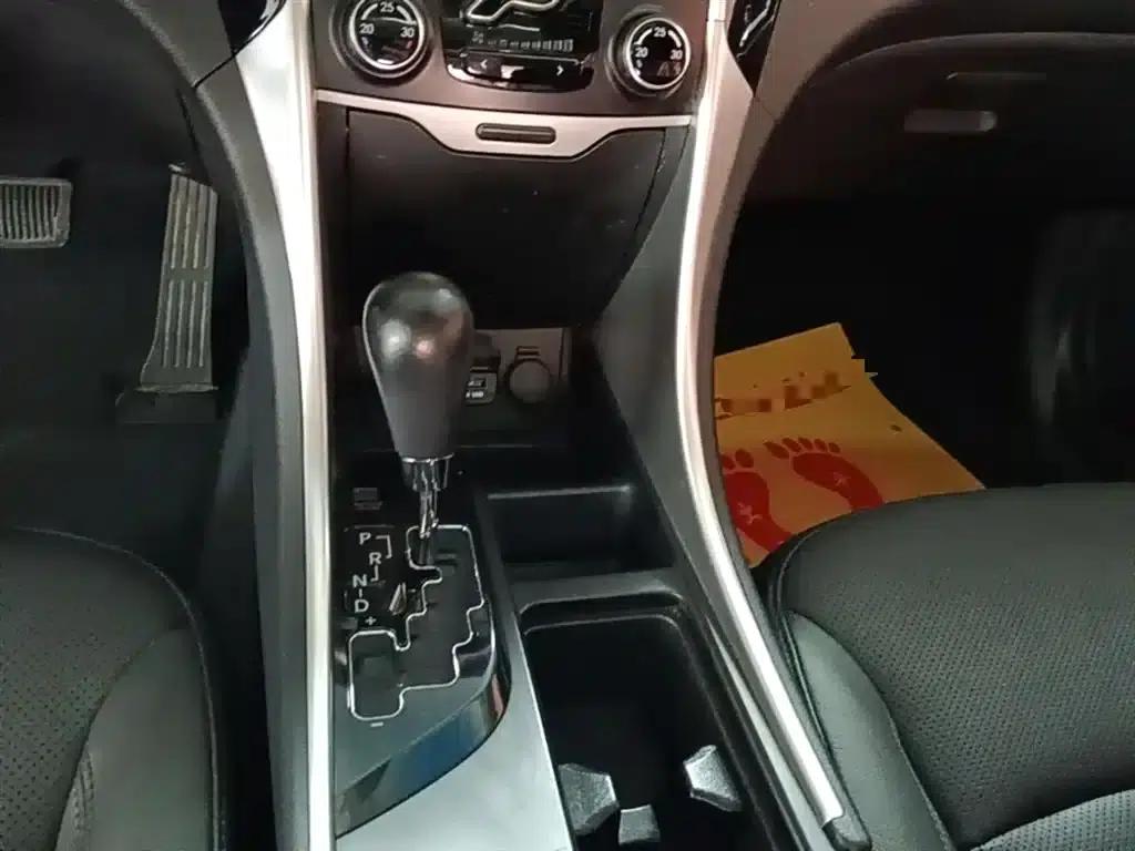 Sonata 2014 2.0L Automatic Luxury Edition — миниатюра 14