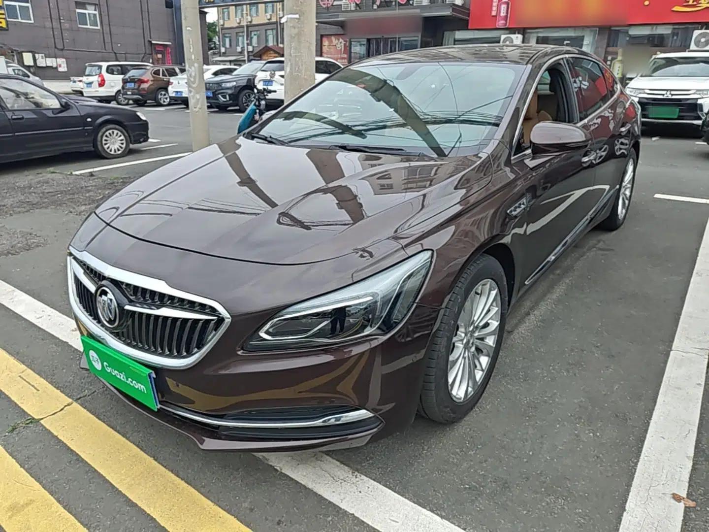 Used Buick LaCrosse 2018 28T Elite Edition — миниатюра 1