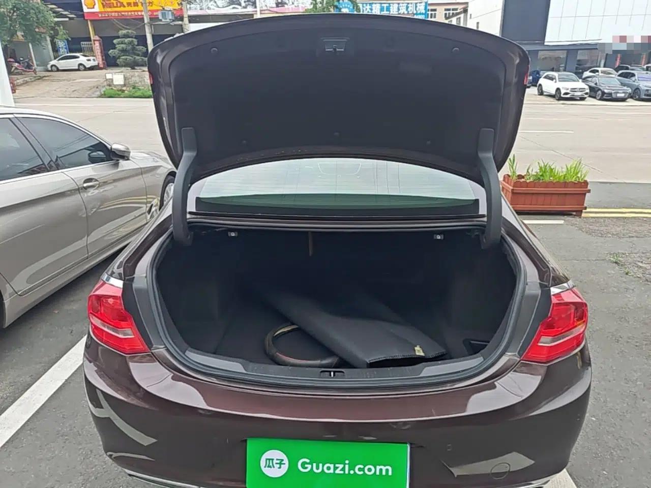 Used Buick LaCrosse 2018 28T Elite Edition — миниатюра 22