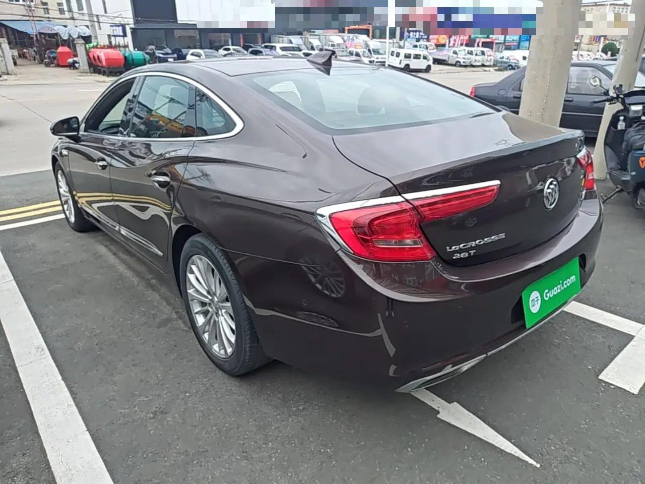 Used Buick LaCrosse 2018 28T Elite Edition — миниатюра 4