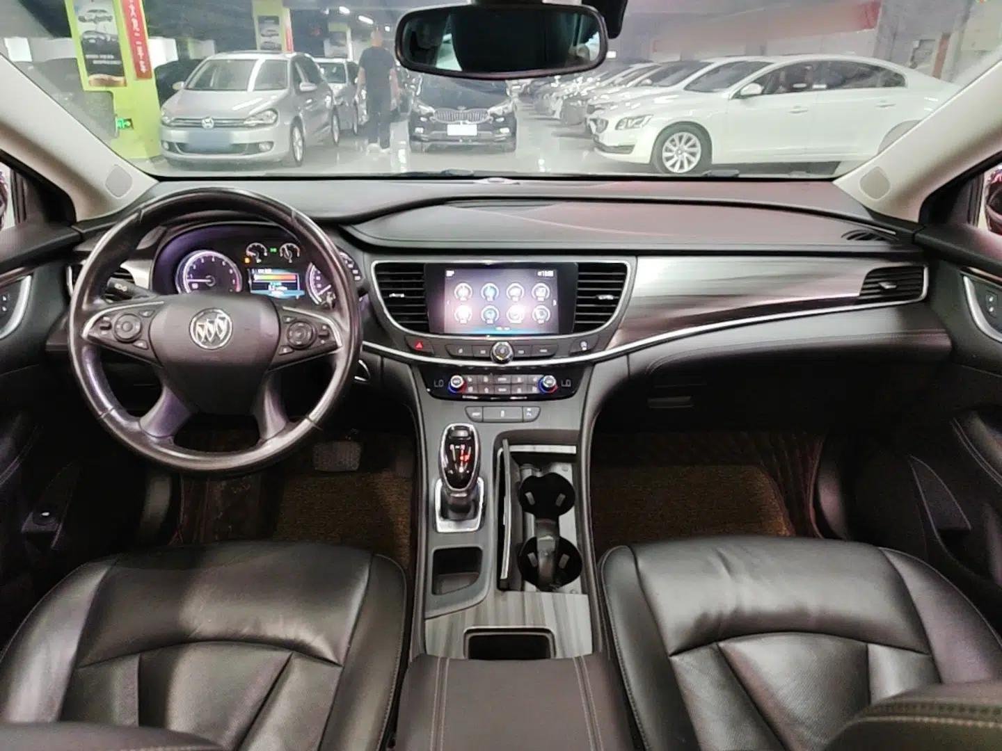 Used Buick LaCrosse 2018 20T Elite Edition — миниатюра 18