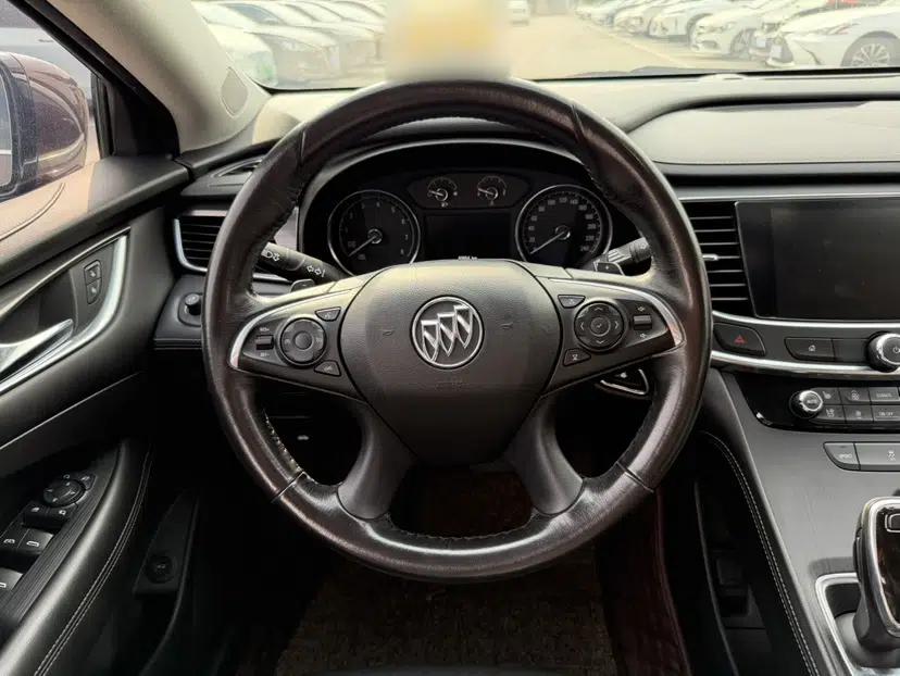 Used Buick LaCrosse 2018 20T Elite Edition — миниатюра 19