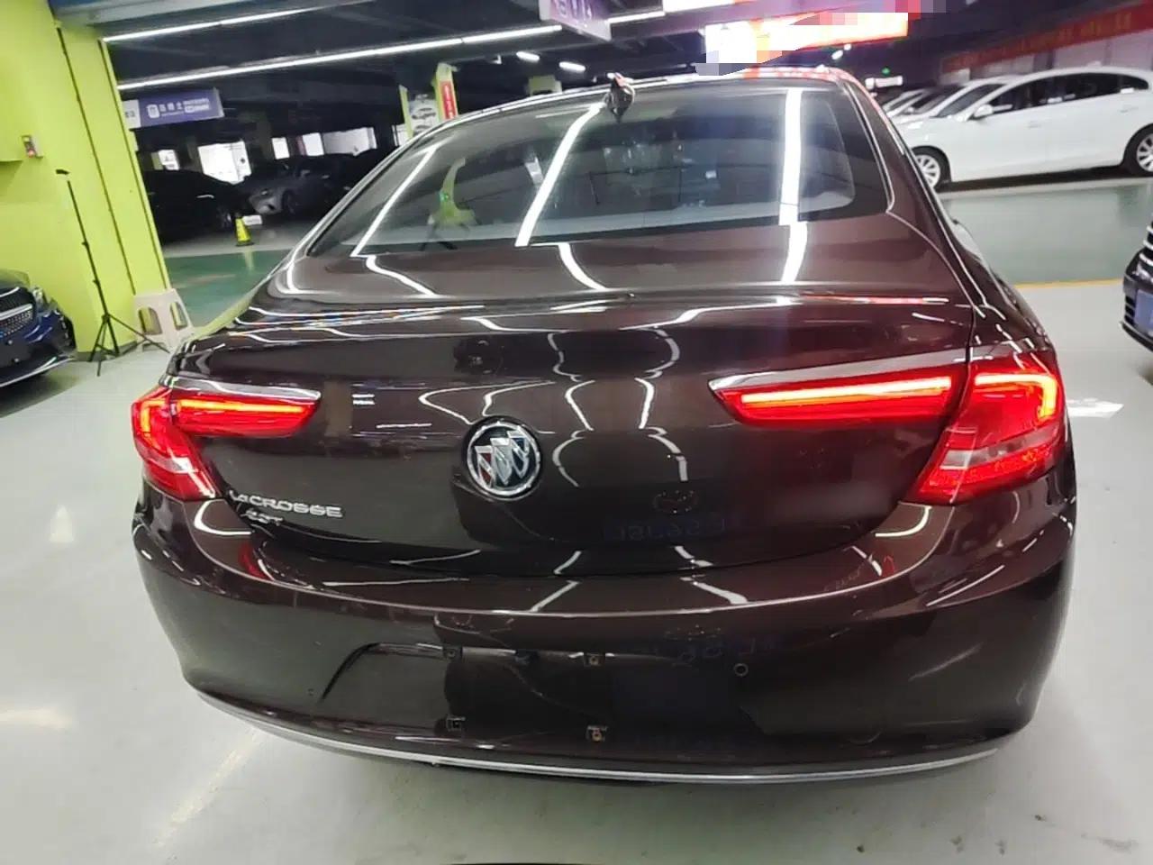 Used Buick LaCrosse 2018 20T Elite Edition — миниатюра 5
