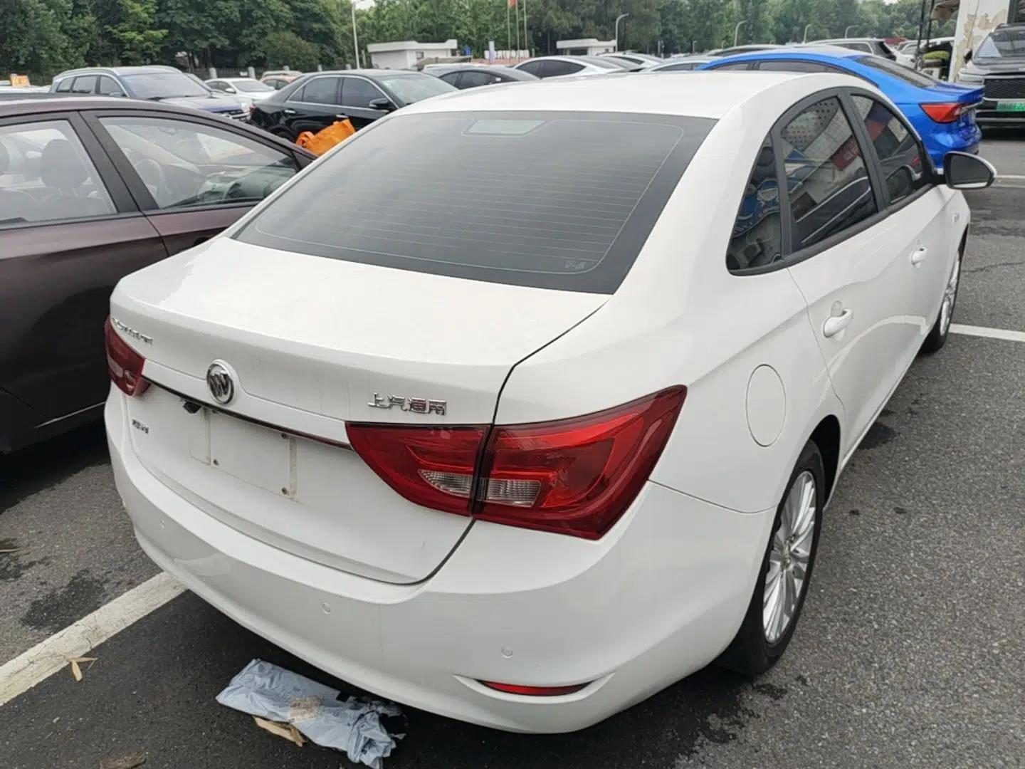 Used Buick GT 2017 15N Automatic Elite Version — миниатюра 6