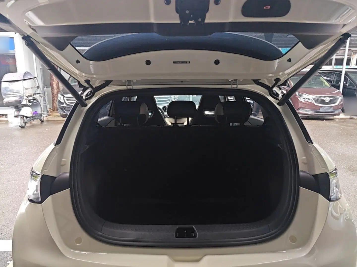 Used BYD Dolphin 2023 420 km Fashion Edition — миниатюра 27