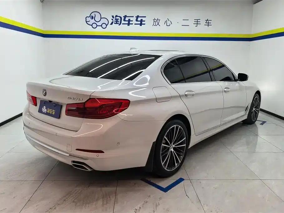 BMW 5 Series 2020 530Li Luxury Package — миниатюра 3
