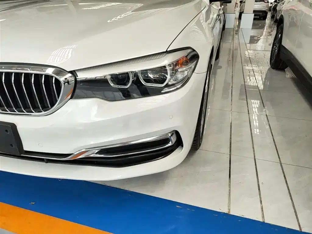 BMW 5 Series 2019 Facelift 530Li Leading Luxury Package — миниатюра 24