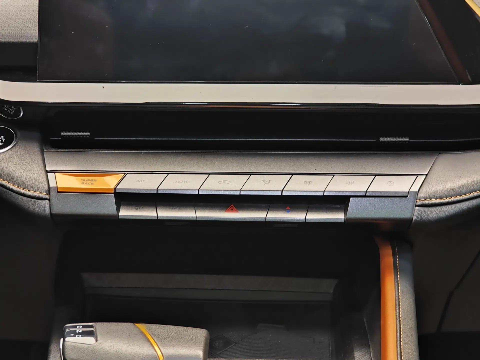 Used CHANGAN UNI-V 2022 1.5T Smart Navigation Version — миниатюра 28