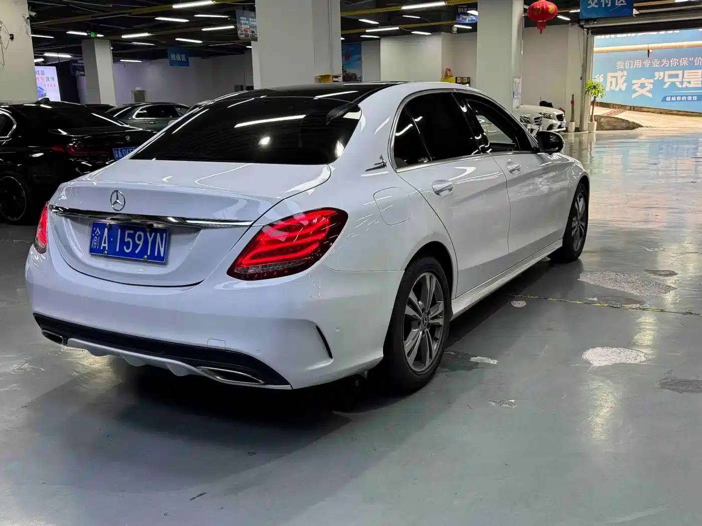 2018 Mercedes-Benz C-Class C 200 L Sport Edition — миниатюра 7