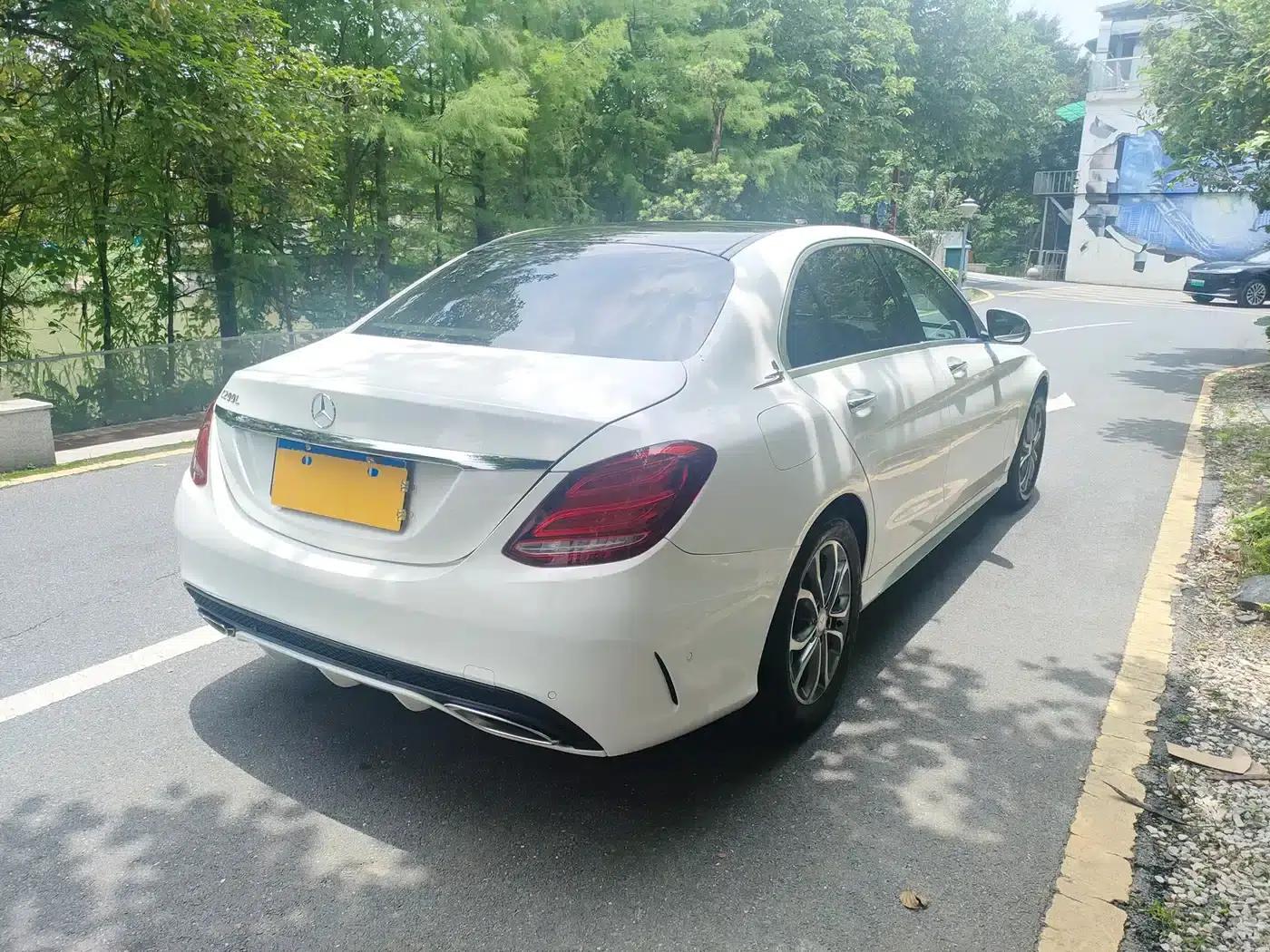 Mercedes-Benz C-Class 2015 Facelift C 200 L Sport — миниатюра 5