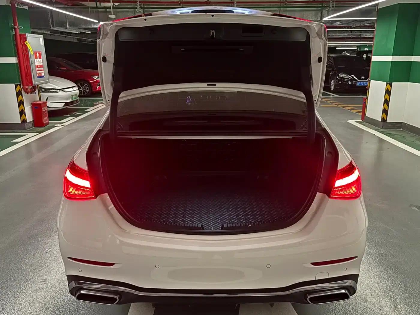 Mercedes-Benz C-Class 2022 Facelift C 200 L Sport Edition — миниатюра 16