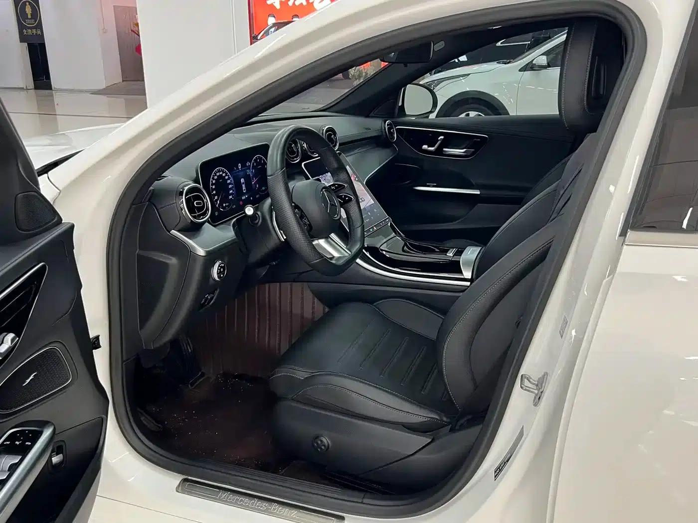 Mercedes-Benz C-Class 2022 Facelift C 200 L Sport Edition — миниатюра 4