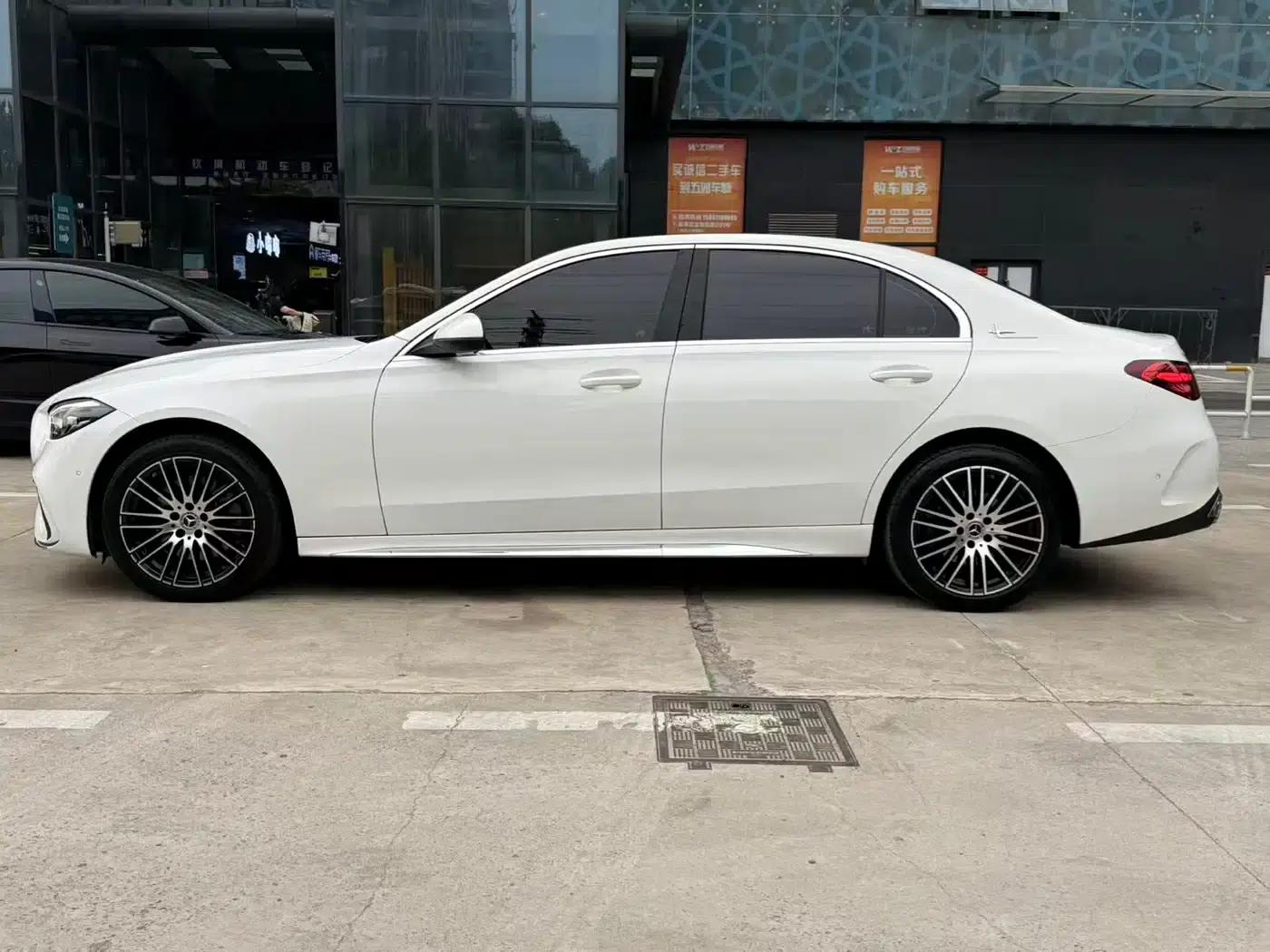 2023 Mercedes-Benz C-Class C 260 L Sport Edition — миниатюра 2
