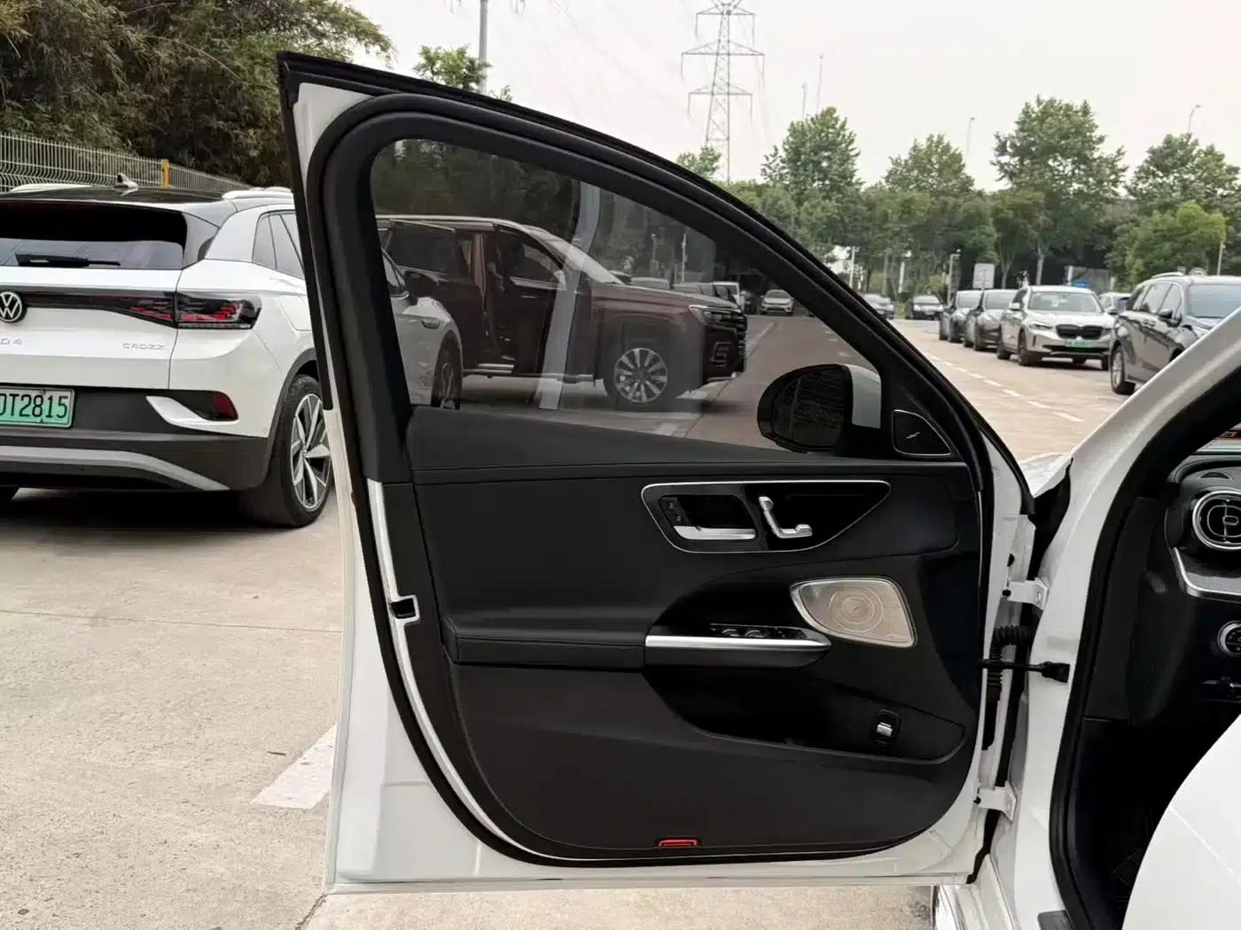 2023 Mercedes-Benz C-Class C 260 L Sport Edition — миниатюра 9