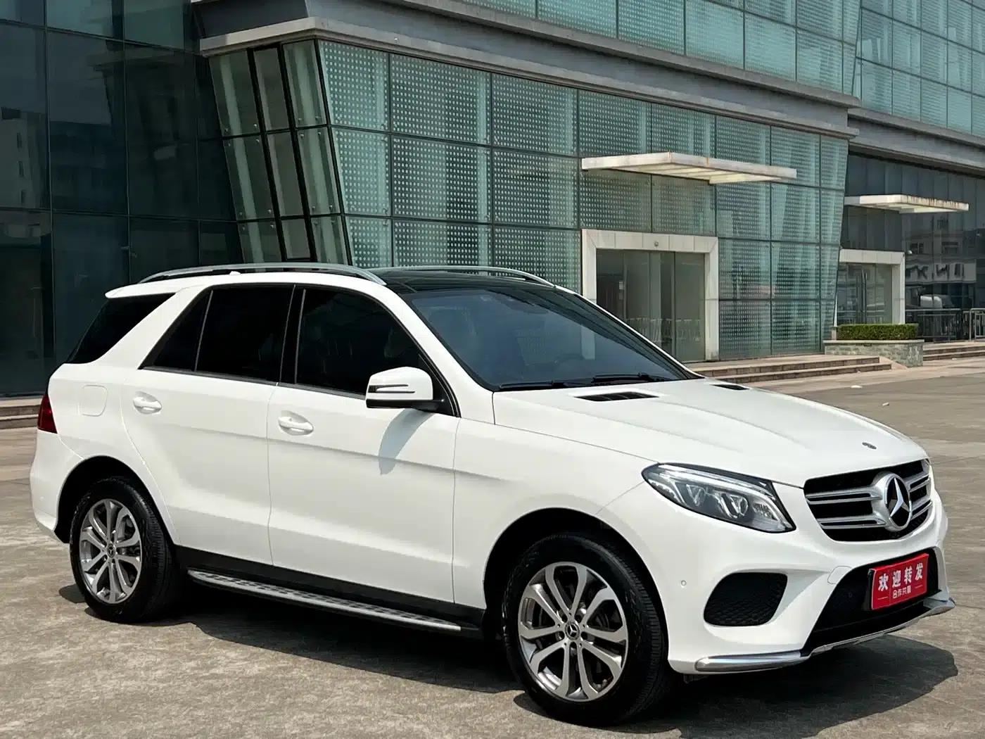 Imported Mercedes-Benz GLE 2017 GLE 320 4MATIC Dynamic — миниатюра 3