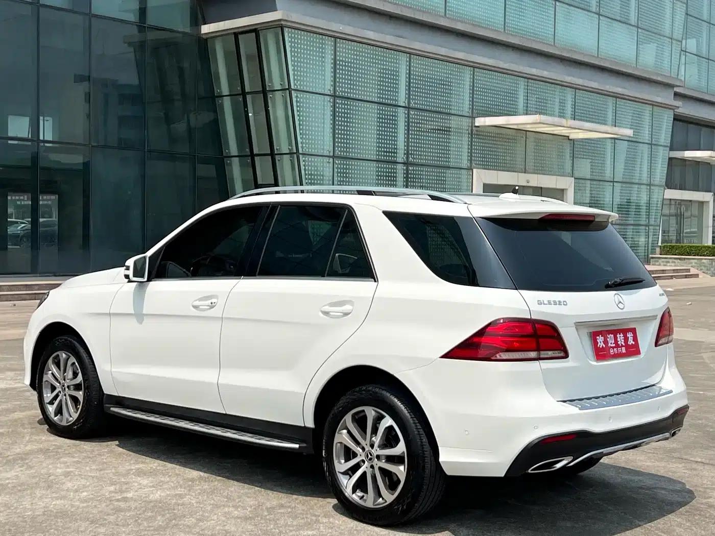 Imported Mercedes-Benz GLE 2017 GLE 320 4MATIC Dynamic — миниатюра 6