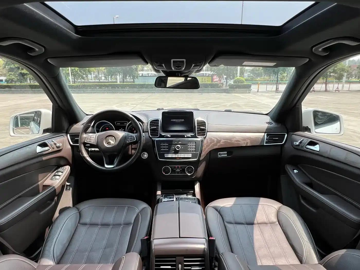 Imported Mercedes-Benz GLE 2017 GLE 320 4MATIC Dynamic — миниатюра 9