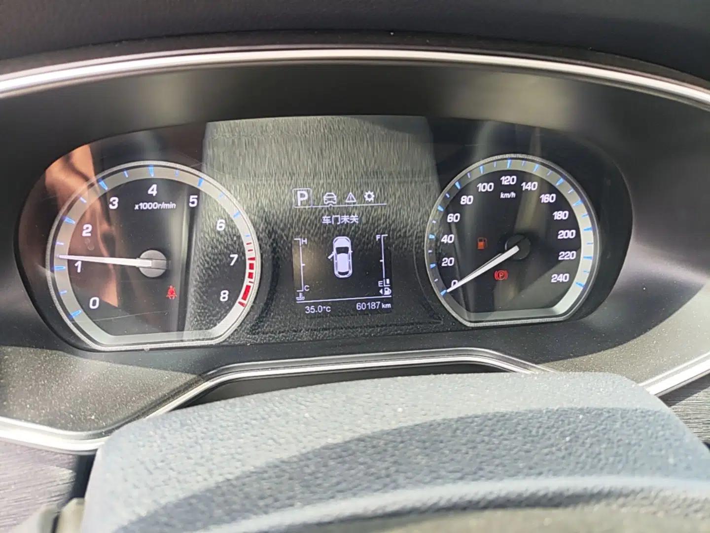 Used CHANGAN OSHAN X7 2020 1.5T Automatic Luxury Version — миниатюра 14