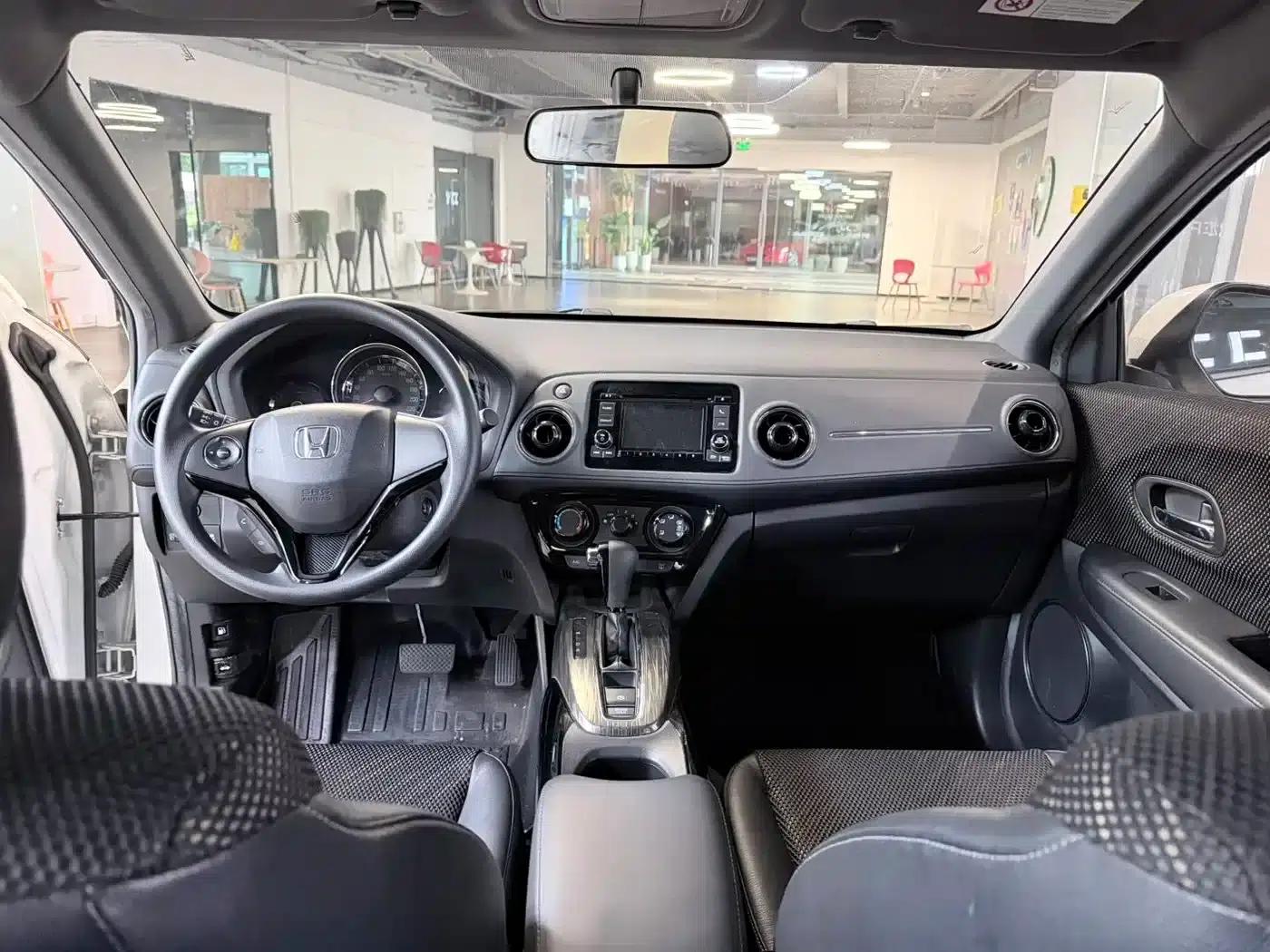 Honda XR-V 2017 1.5L LXi CVT Classic Edition — миниатюра 8