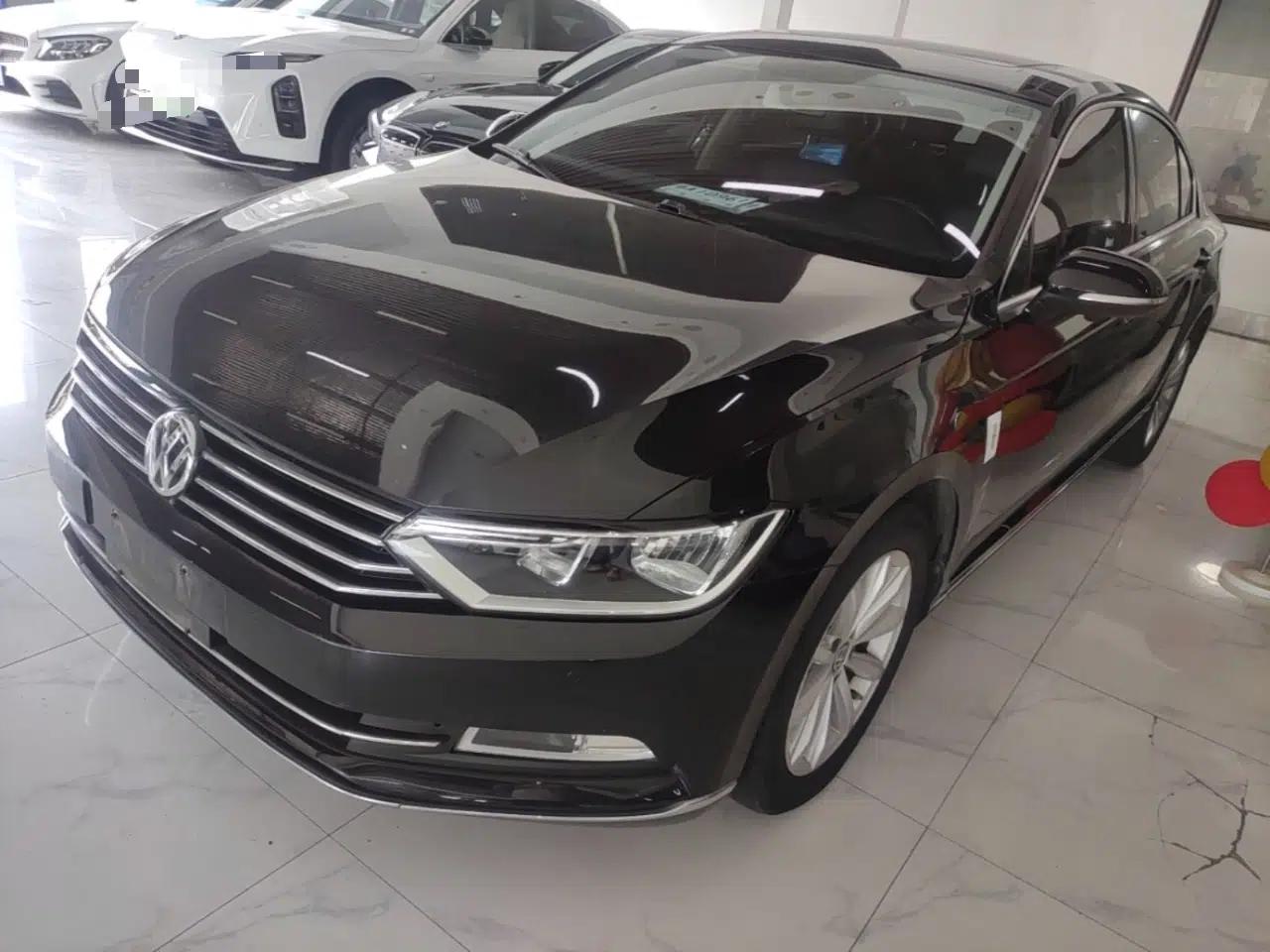 Used Volkswagen Magotan 2018 330TSI DSG Advanced Model — миниатюра 1