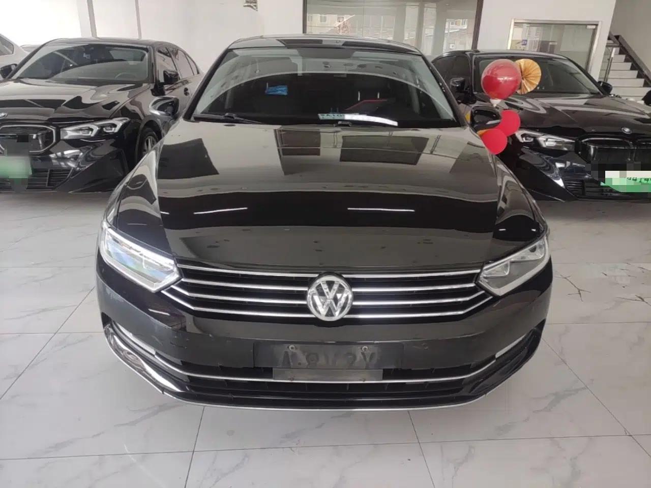 Used Volkswagen Magotan 2018 330TSI DSG Advanced Model — миниатюра 2