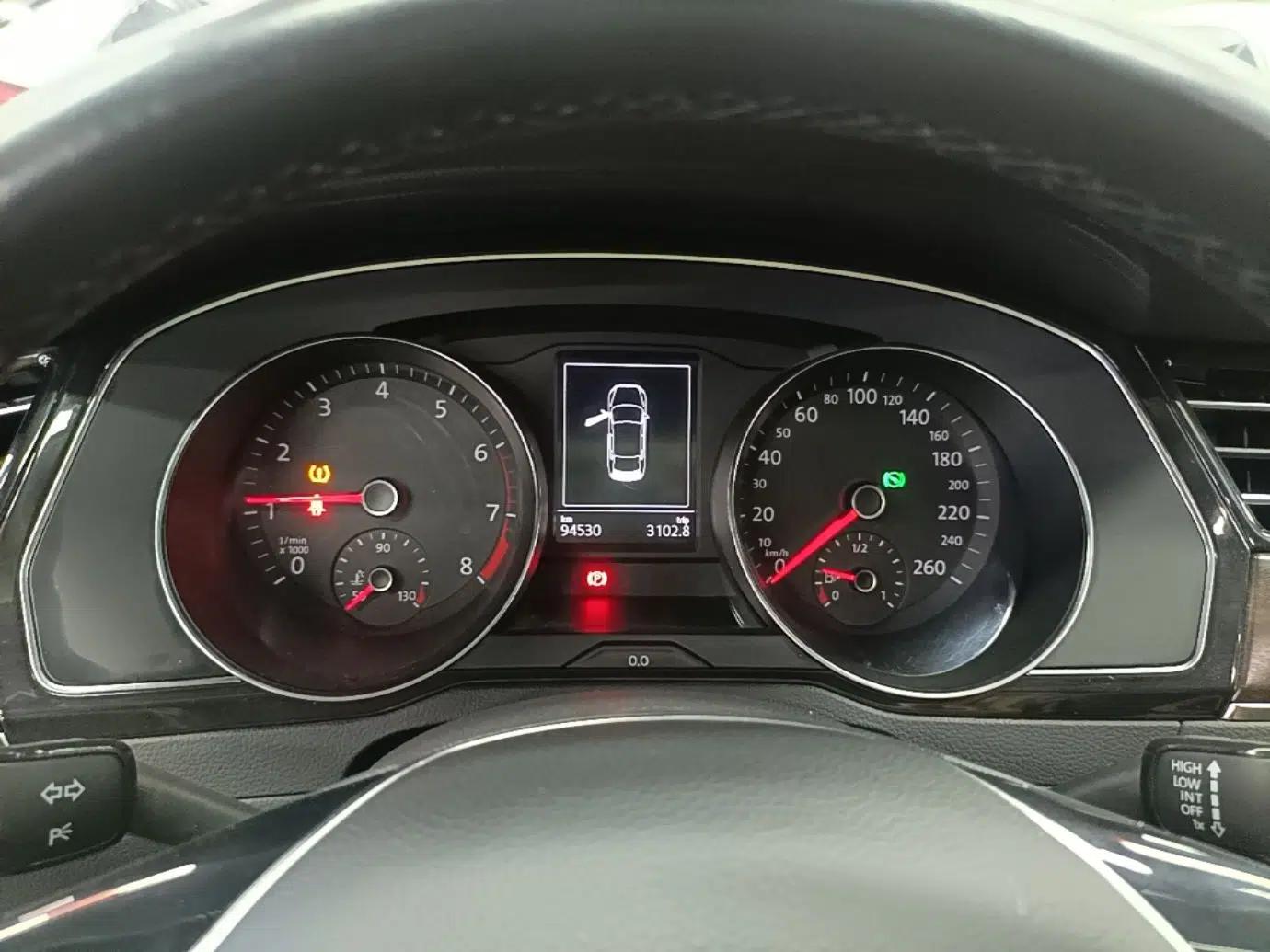 Used Volkswagen Magotan 2018 Facelift 380TSI DSG Luxury Version — миниатюра 14