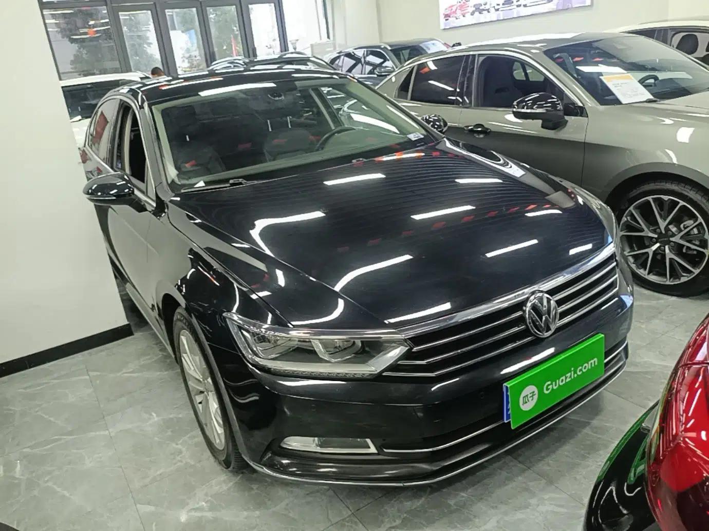 Used Volkswagen Magotan 2018 Facelift 380TSI DSG Luxury Version — миниатюра 3