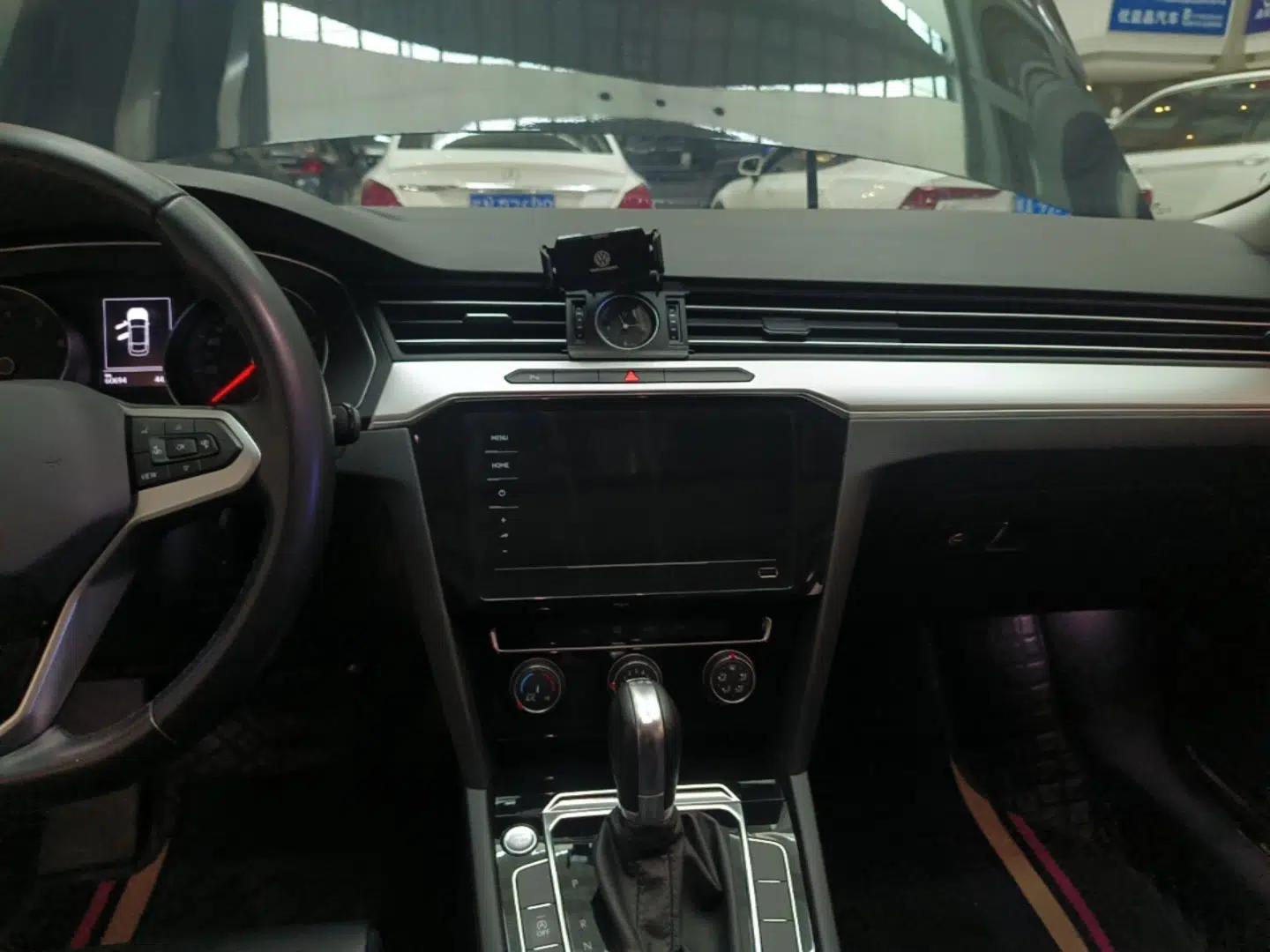 Used Volkswagen Magotan 2020 280TSI DSG Comfort Edition — миниатюра 15