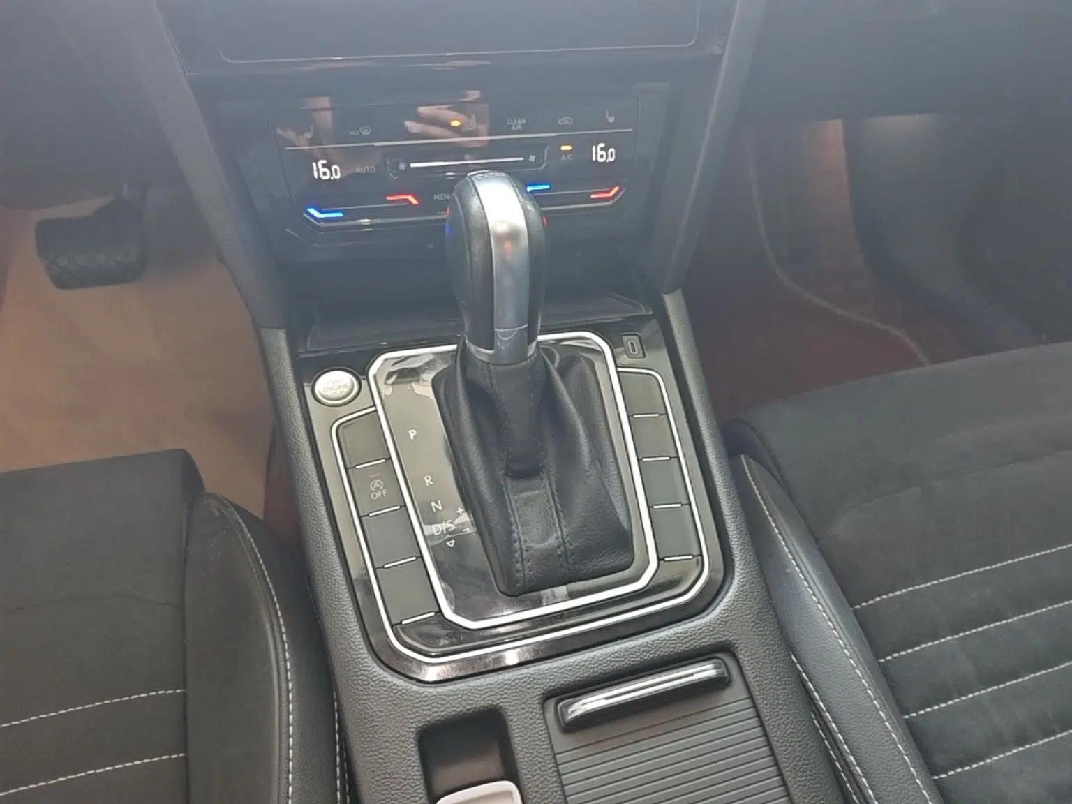 Used Volkswagen Magotan 2020 330TSI DSG Luxury Edition — миниатюра 16