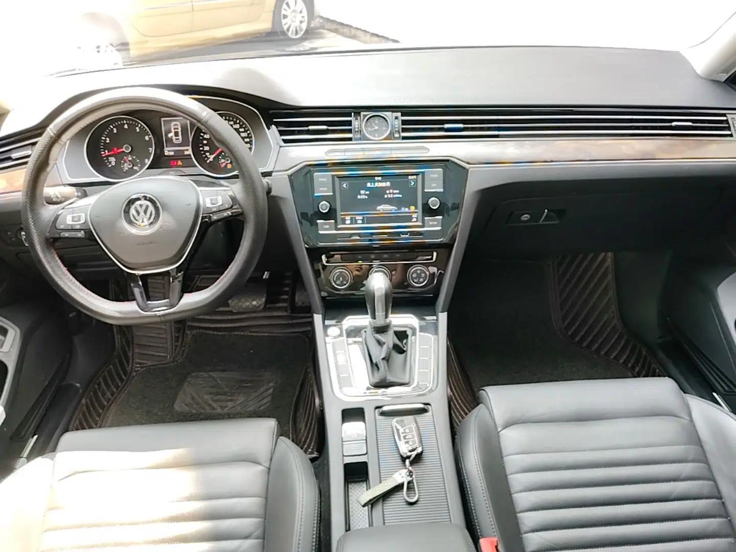 Used Volkswagen Magotan 2019 330TSI DSG Leading Model China VI Standard — миниатюра 12